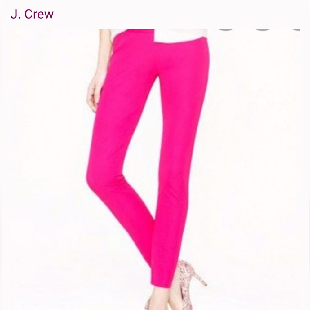 Beautiful fushia/ berry pink straight leg pants.